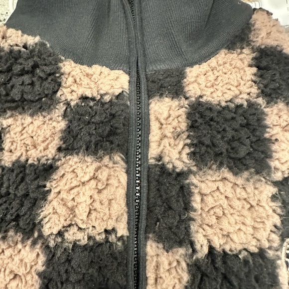 PINK Victoria's Secret Iced Coffee Checkered Half Zip Sherpa Size L  NWT - Picture 6 of 6